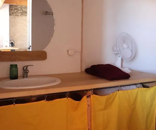 Apartment Nestudio : Studio Pour 2 / 3 Personnes *